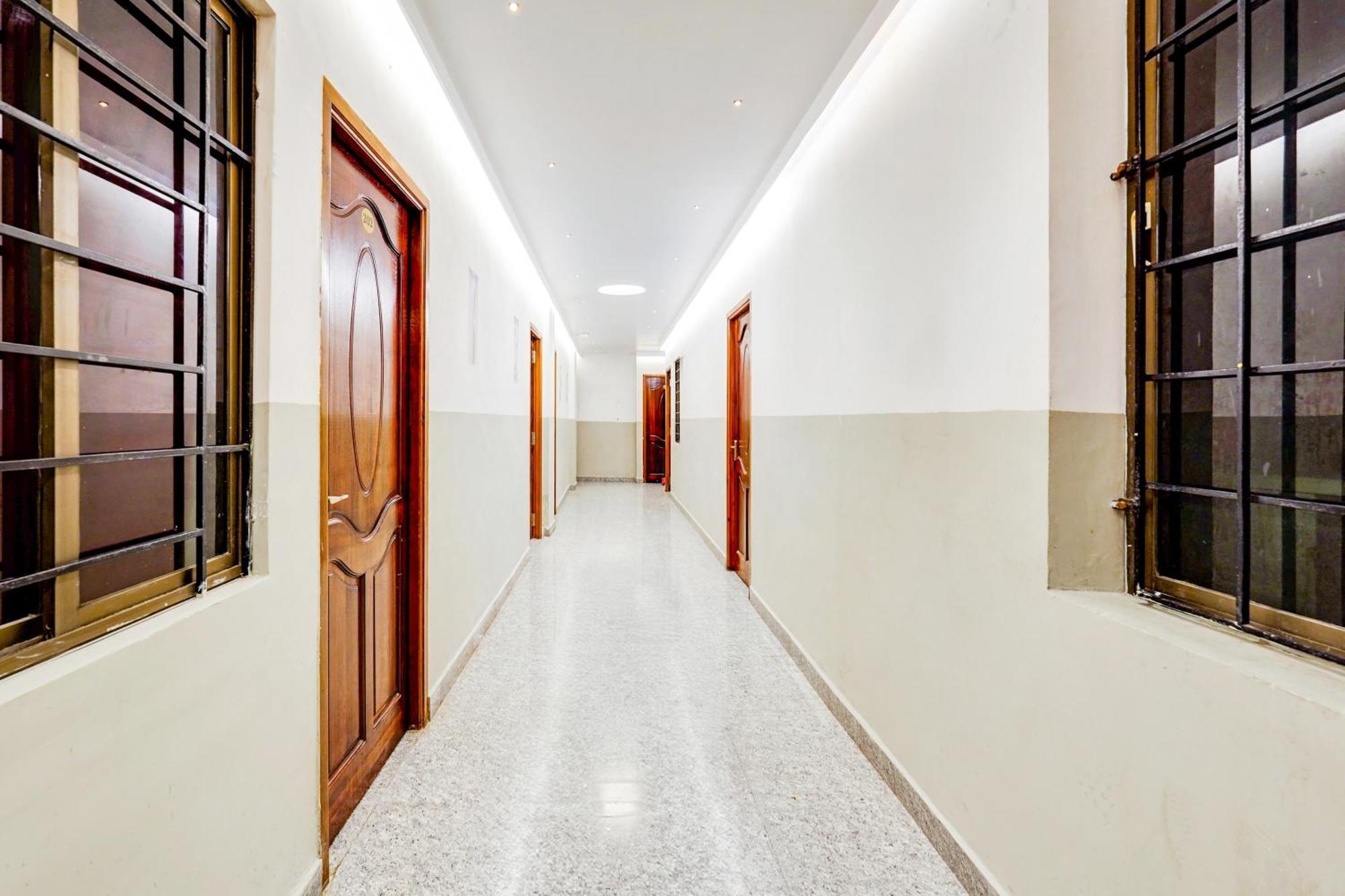 Super Hotel O White Town Formerly Seascape Residency Puducherry Zewnętrze zdjęcie